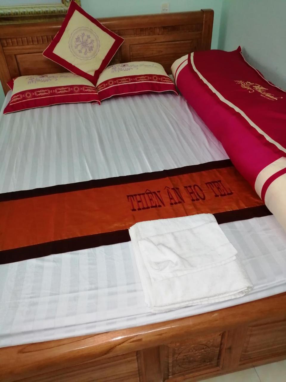Yen Minh Hotel Thien An Na Thon Екстериор снимка